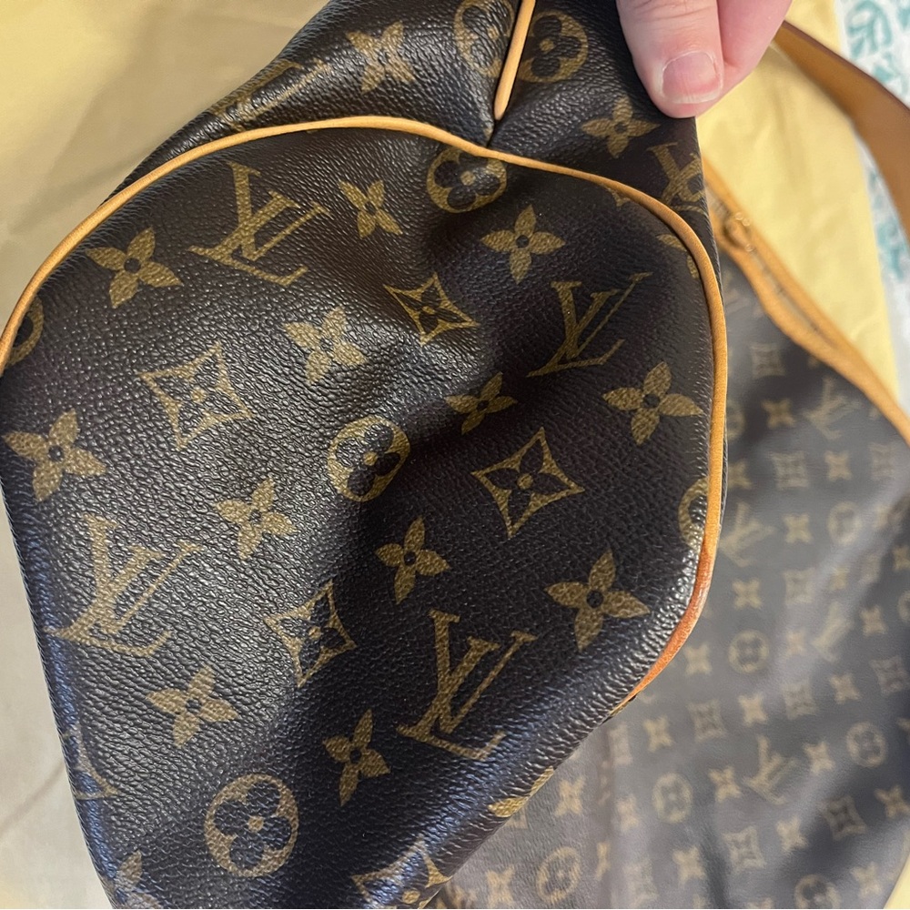 Louis Vuitton Delightful GM Monogram Large Tote
Priced to sell - Picture 8 of 17